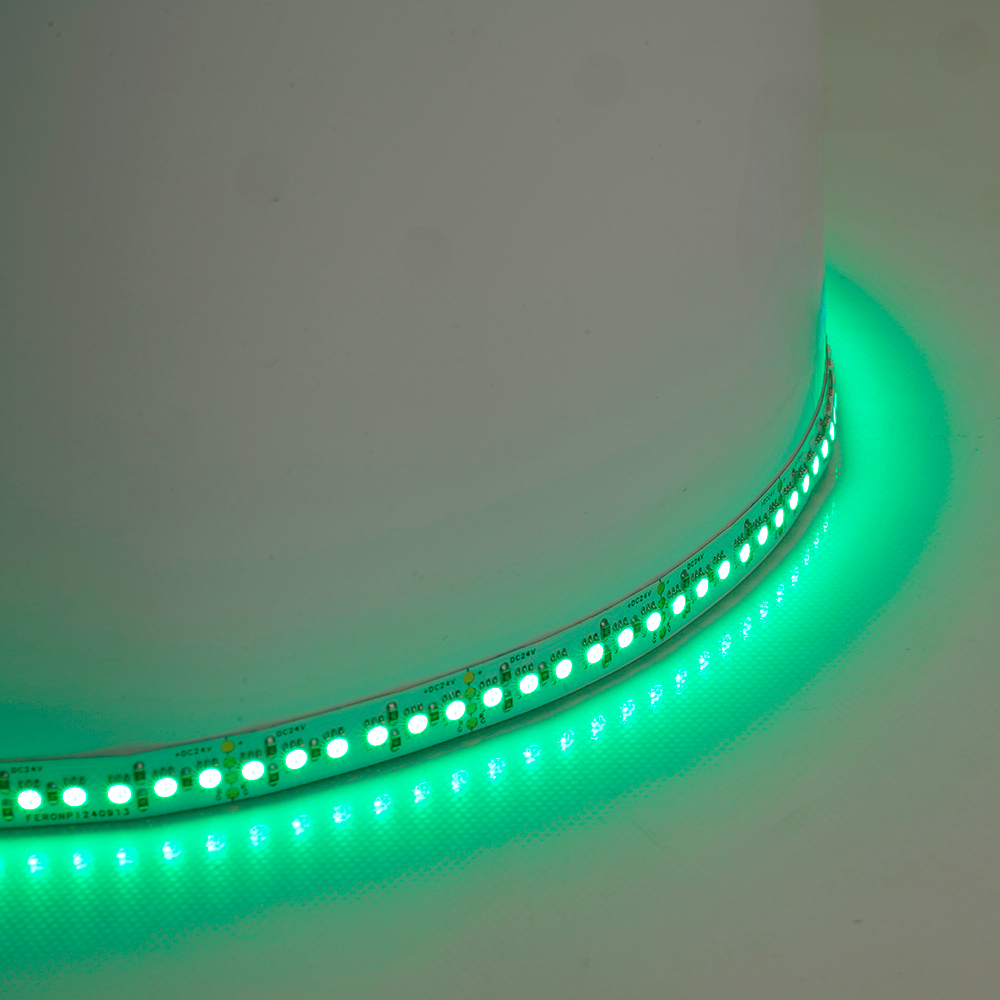 Светодиодная LED лента Feron LS502, 180SMD(5050)/м 16Вт/м 24V 5000*10*1.5мм RGB IP20