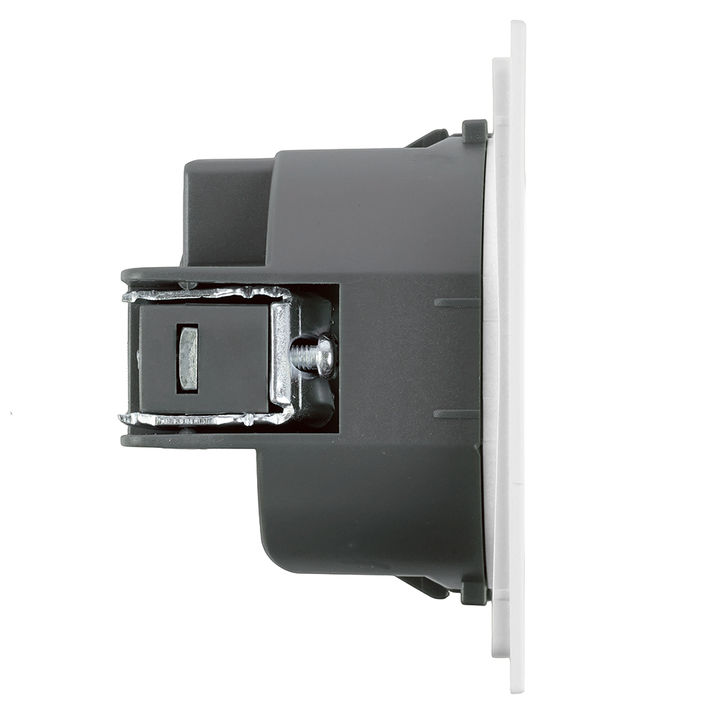 Розетка 1-местная с защитной шторкой с/з (механизм), STEKKER, 250В, 16А, серия Мия, RST16-3110-01, белая магнолия