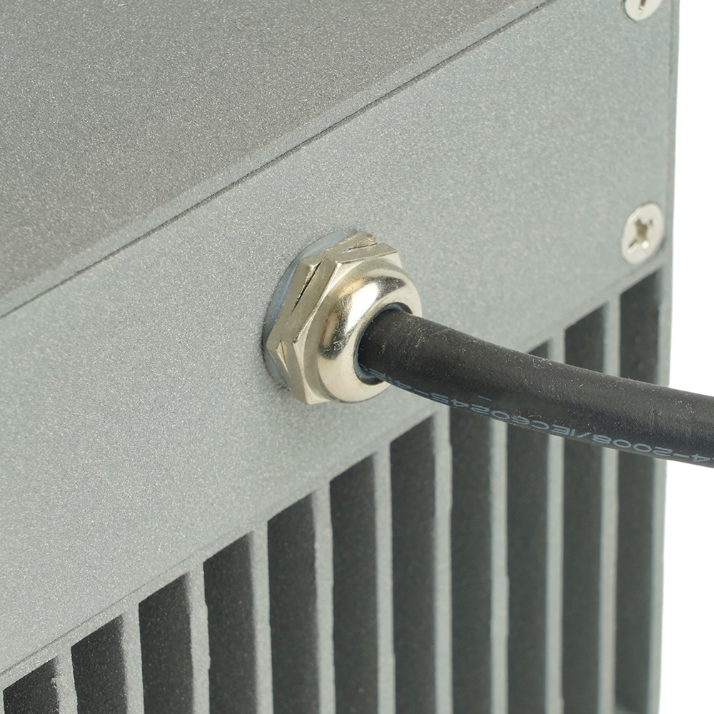 Светодиодный светильник ландшафтно-архитектурный Feron LL-897 AC220-240 25W 2700K IP66 квадрат