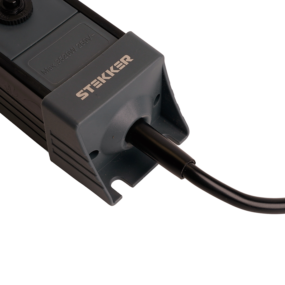 Сетевой фильтр 6-местный с/з STEKKER 3x1мм2, 1,8 м, 250В, 16А, серия Techno, HM22-61-02, черный