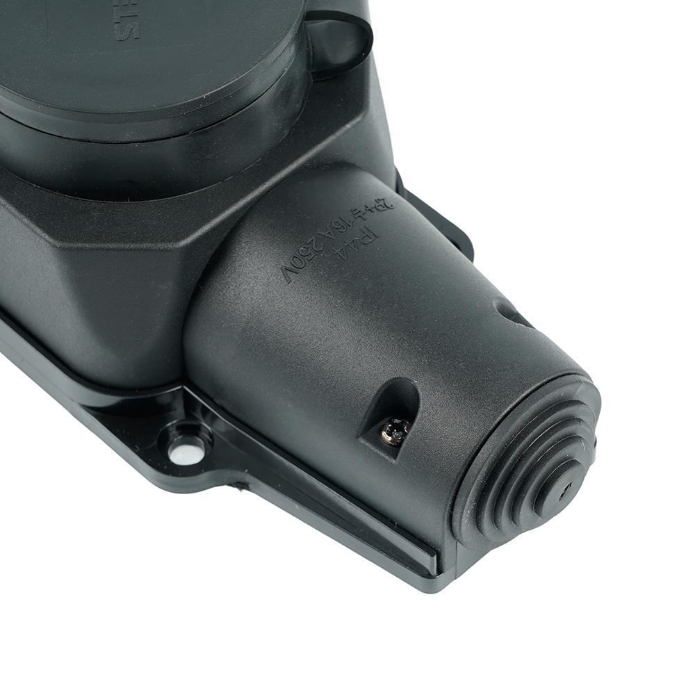 Розетка переносная 4-местная c/з, STEKKER, RST16-24-44, 250В, 16А, IP44, черный бренда Stekker Розетка переносная 4-местная c/з, STEKKER, RST16-24-44, 250В, 16А, IP44, черный от компании Stekker