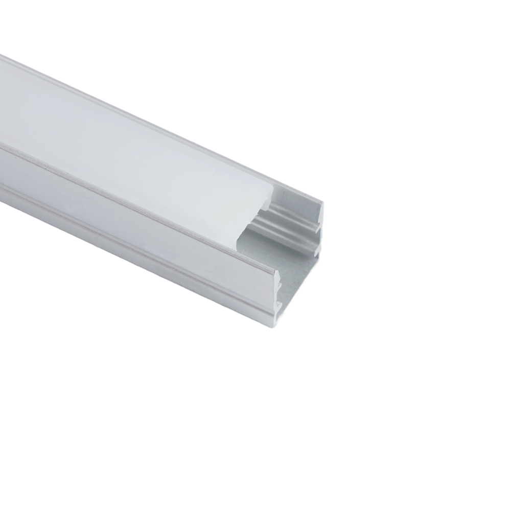 Купить Профиль алюминиевый накладной, 10х10мм, серебро, CAB243 (в комплекте с матовым экраном, 2 заглушками, 4 крепежами) FERON по цене производителя в официальном интернет-магазине shop.feron.ru