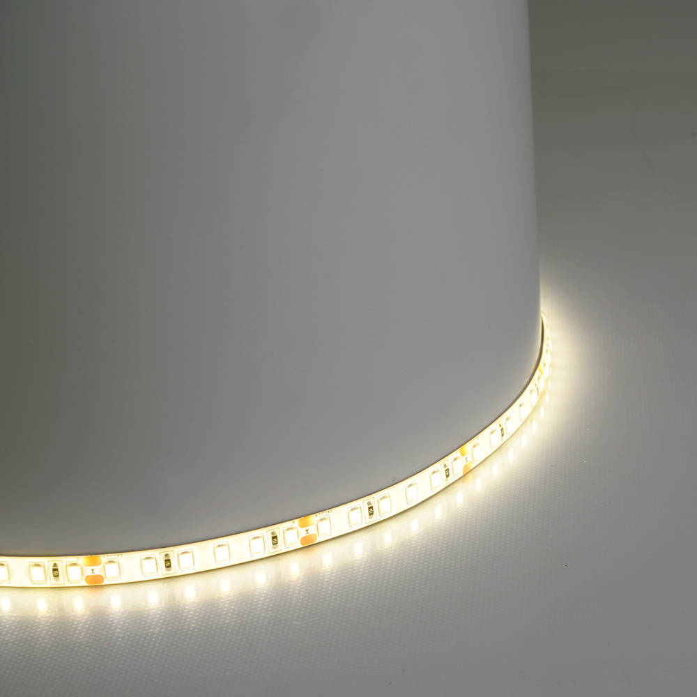 Светодиодная LED лента Feron LS511, 120SMD(2835)/м 11Вт/м 24V 5000*8*1.22мм 4000К IP65