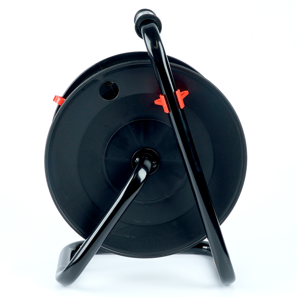 Катушка без провода 4-местная со шторками STD40 от компании Ферон